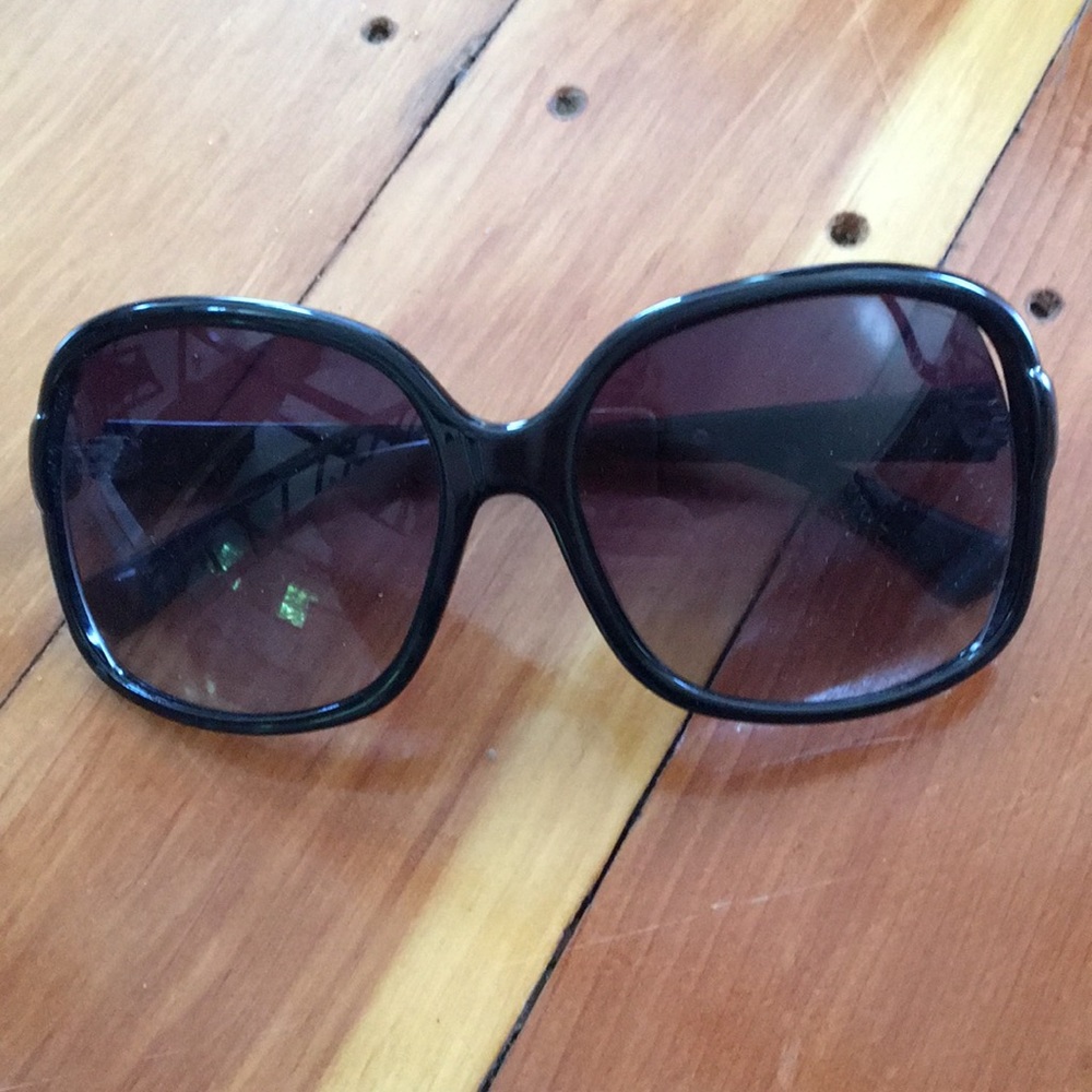 Marc jacobs black sunglasses with case